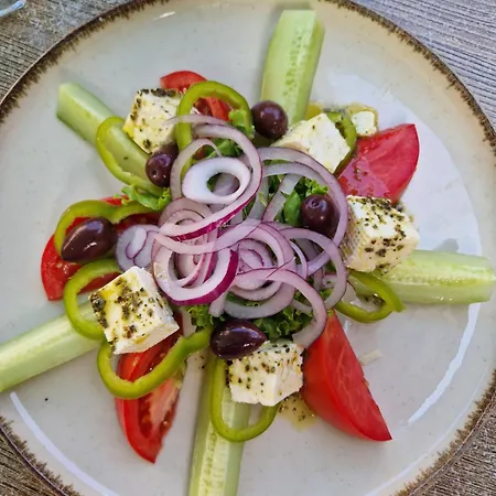 Pool View Studio, Pollo Resort, Sunny