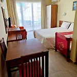Aparthotel Pool View Studio, Pollo Resort, Sunny 3*