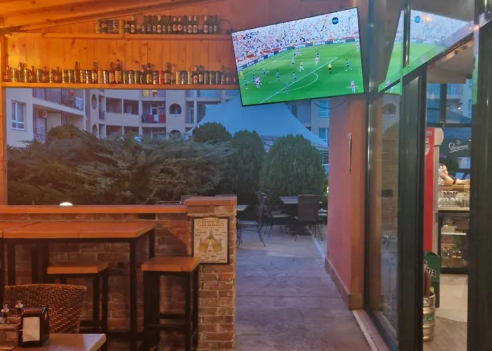 公寓式酒店 Pool View Studio, Pollo Resort, Sunny 3*